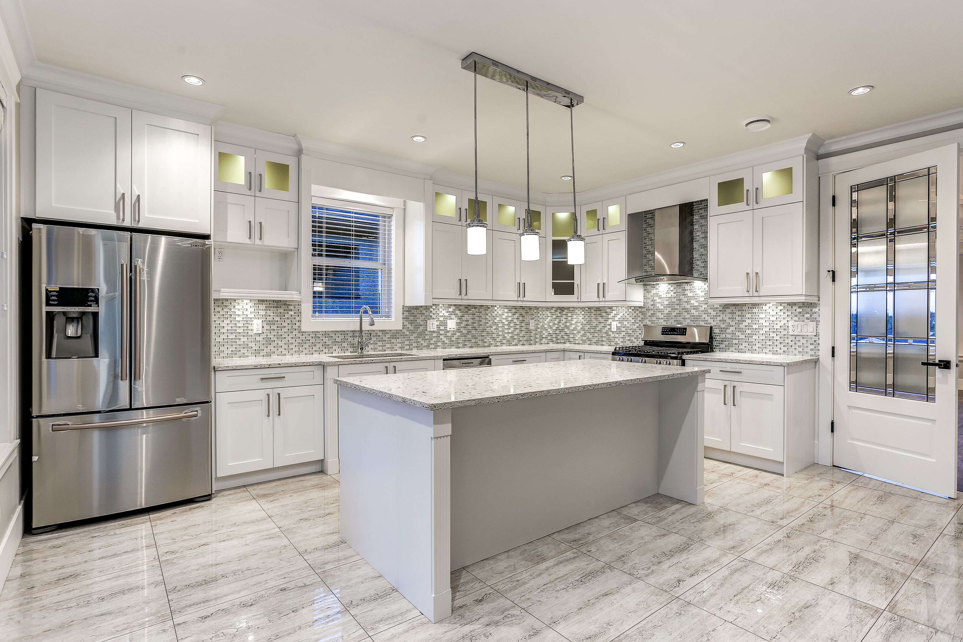8041 12TH AVENUE, Burnaby East 10