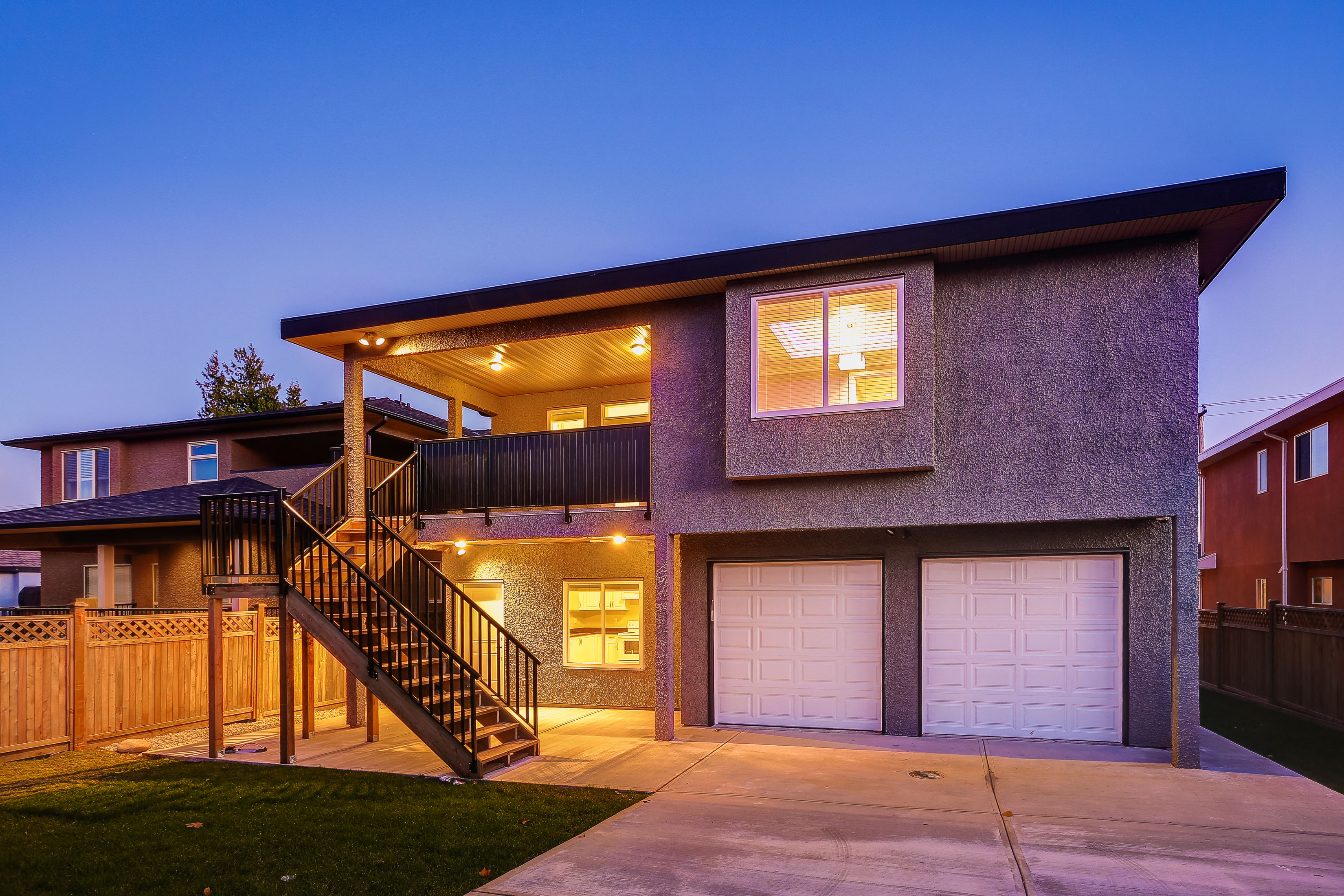 8041 12TH AVENUE, Burnaby East 22