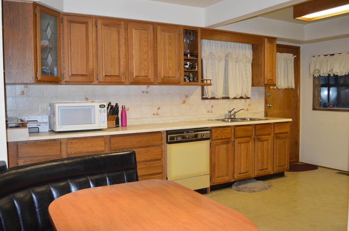 5680 HYDE STREET Burnaby North 6