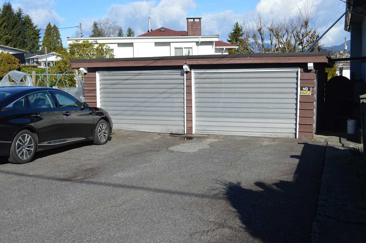 5680 HYDE STREET Burnaby North 19