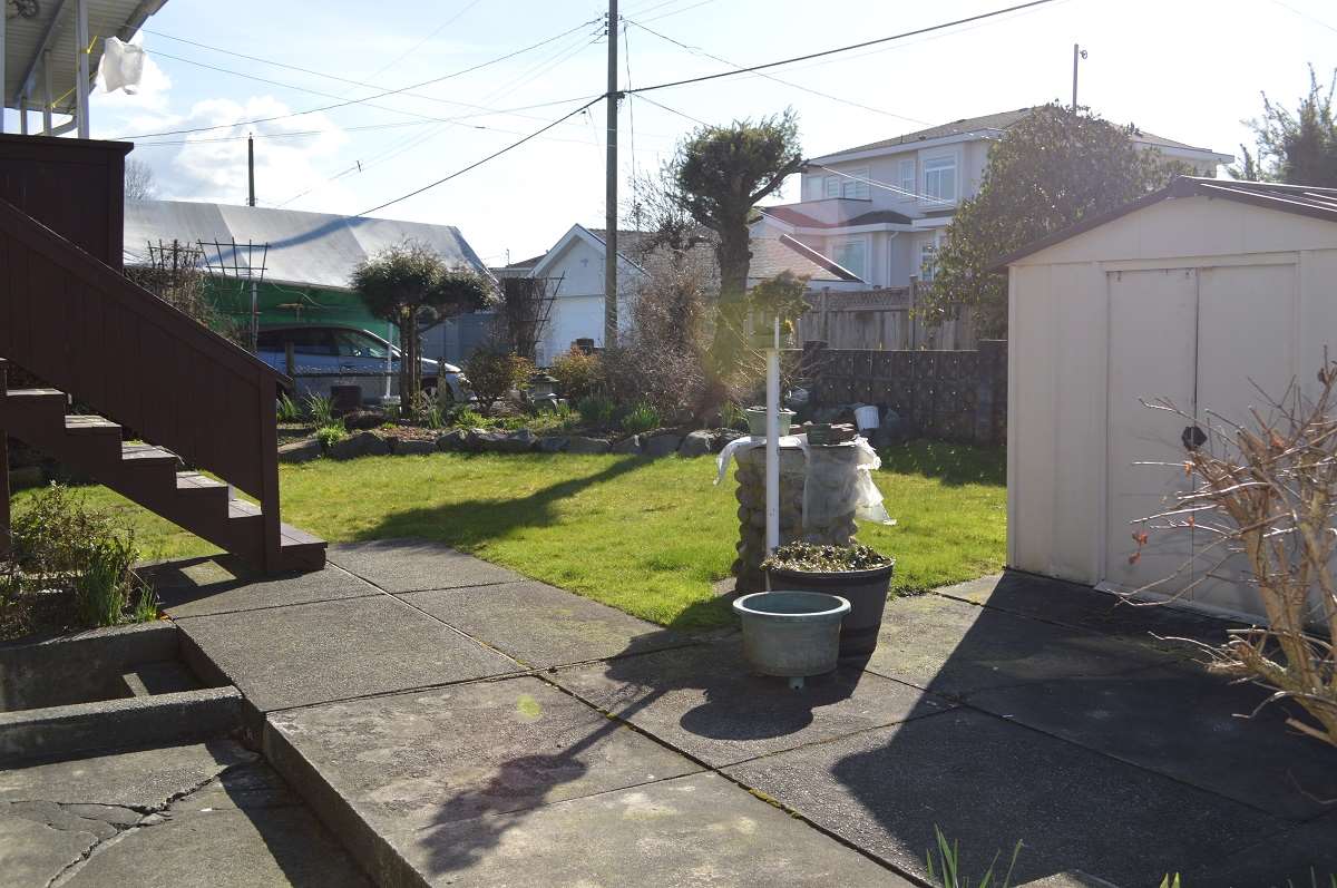 5680 HYDE STREET Burnaby North 15