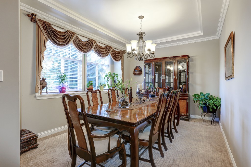 8425 11TH AVENUE BURNABY 4