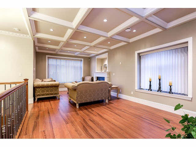 8135 14TH AVENUE BURNABY 5