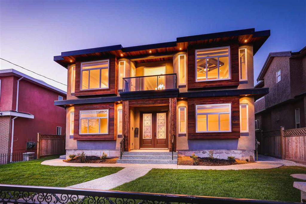 8041 12TH AVENUE, Burnaby East 2