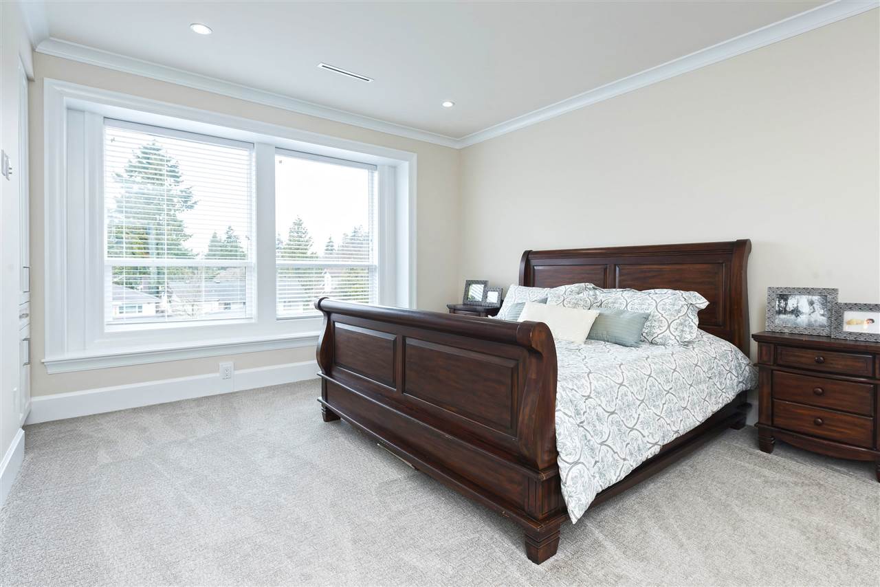 8037 17TH AVENUE BURNABY 17