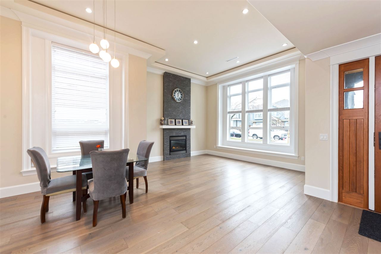 8037 17TH AVENUE BURNABY 4