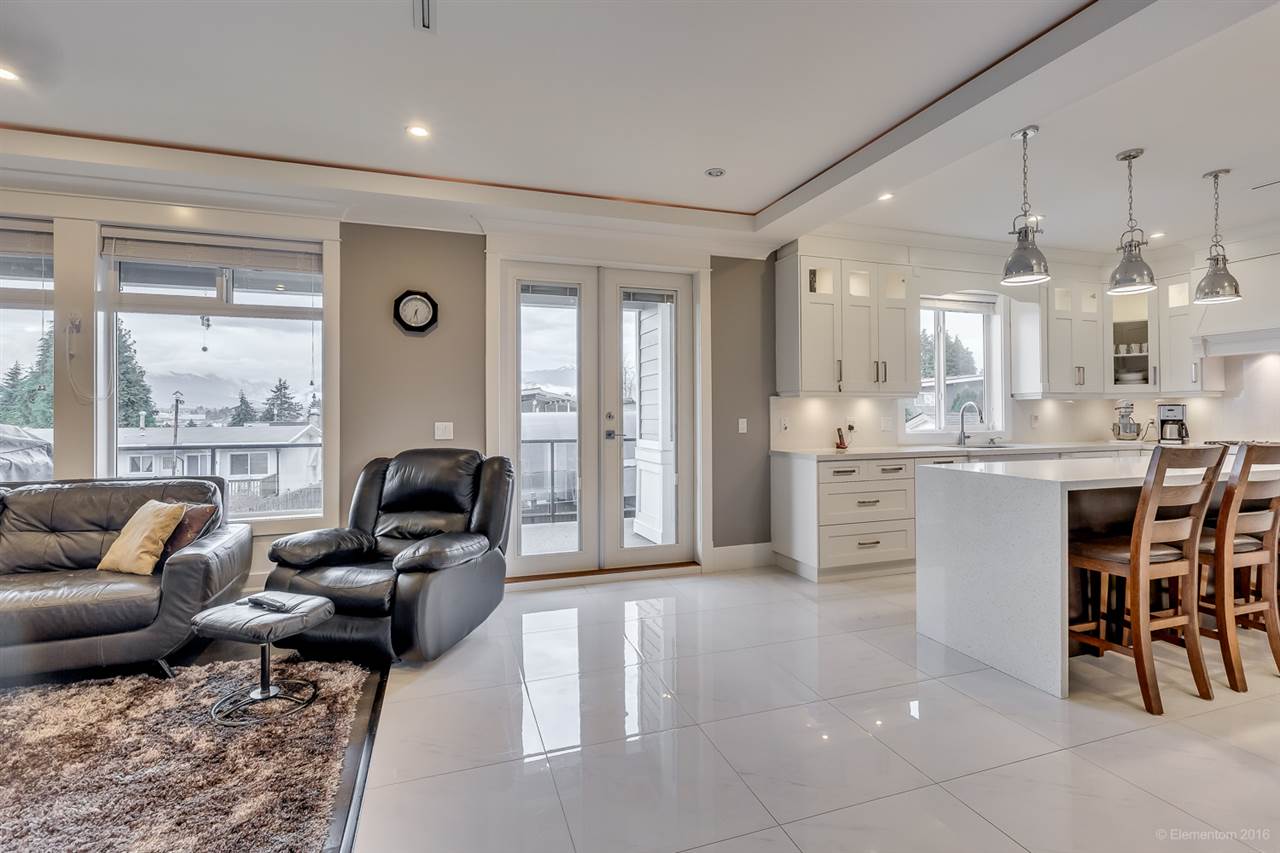 5065 HARDWICK STREET BURNABY 12
