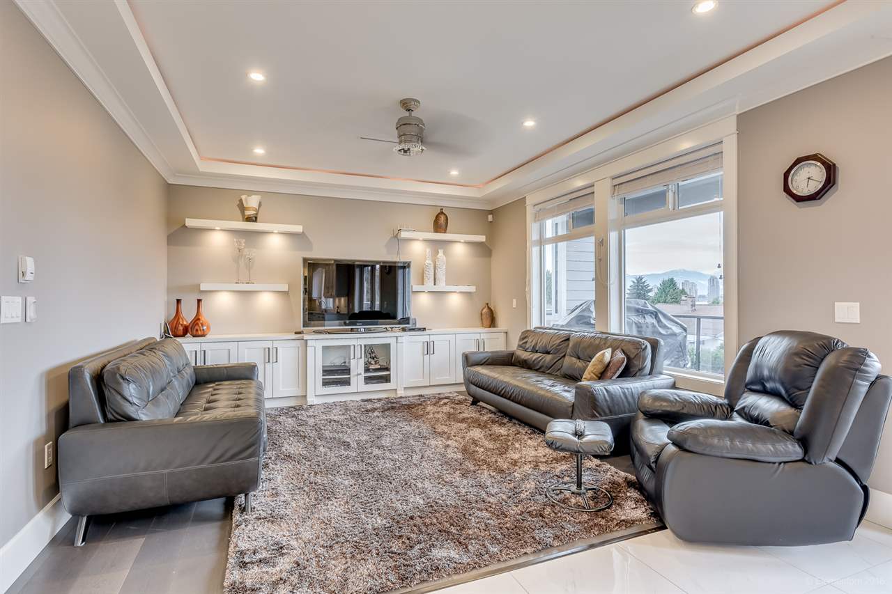 5065 HARDWICK STREET BURNABY 13
