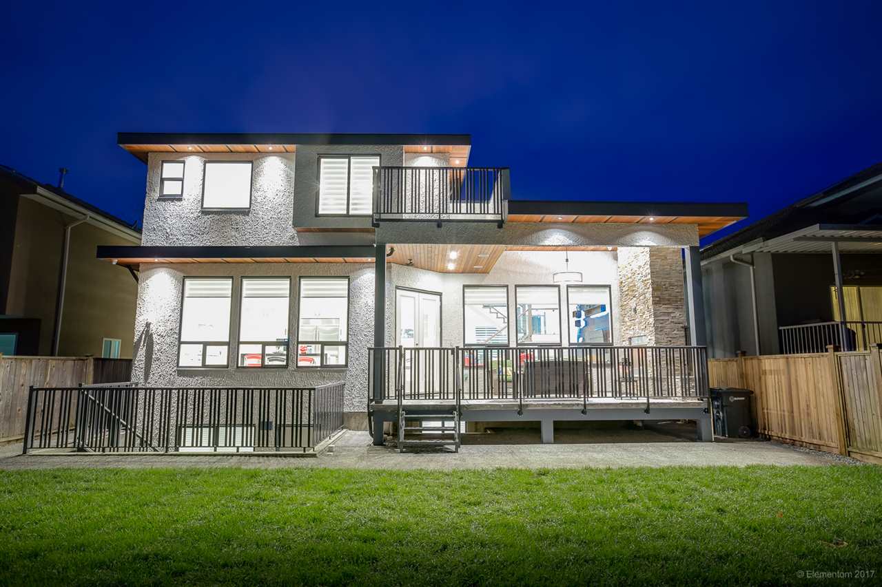 7849 16TH AVENUE BURNABY 21