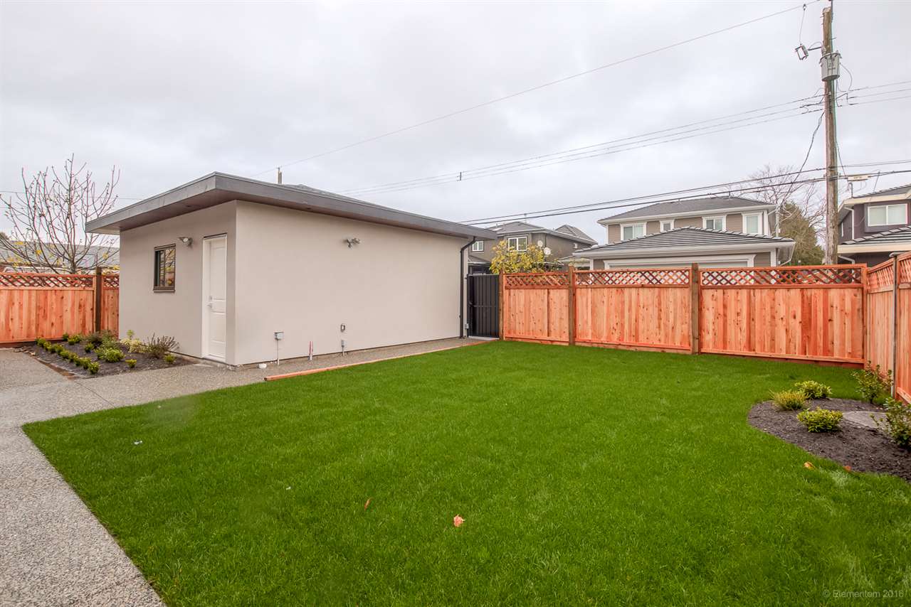 6778 FULTON AVENUE BURNABY 20