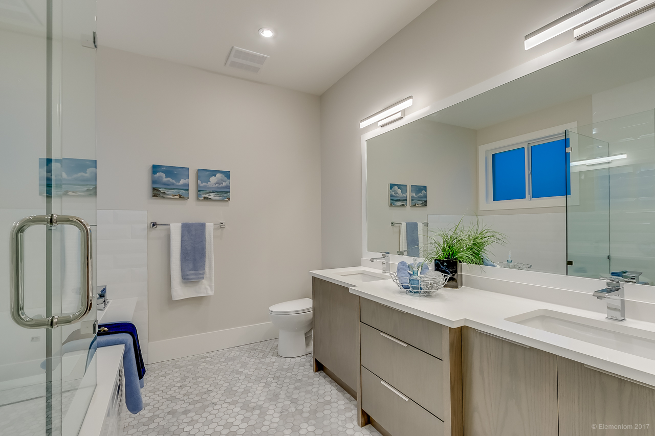 7742 DAVIES STREET BURNABY 21