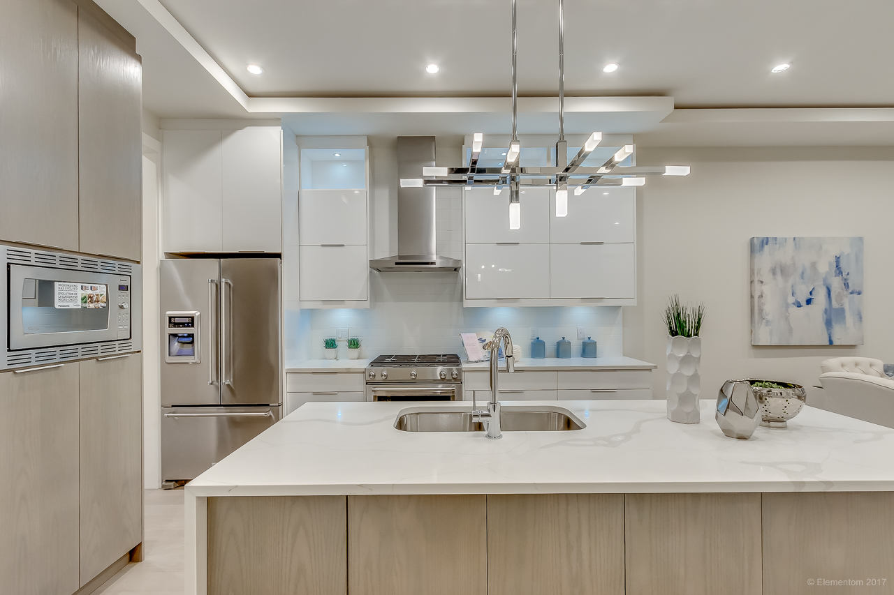 7742 DAVIES STREET BURNABY 10