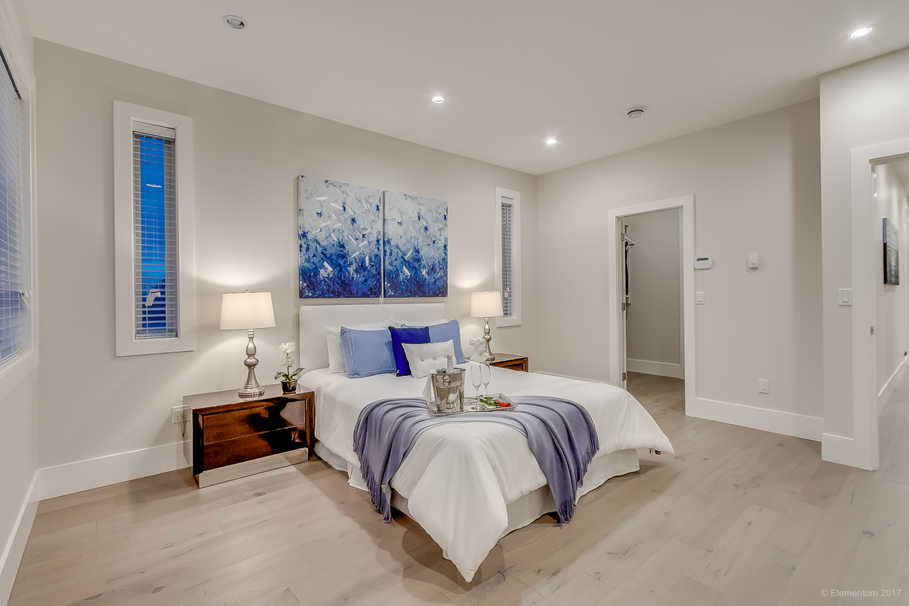 7742 DAVIES STREET BURNABY 23