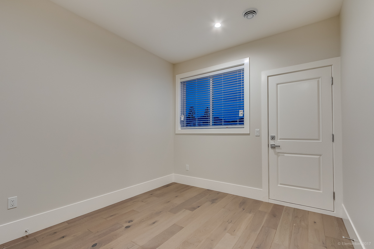7742 DAVIES STREET BURNABY 24