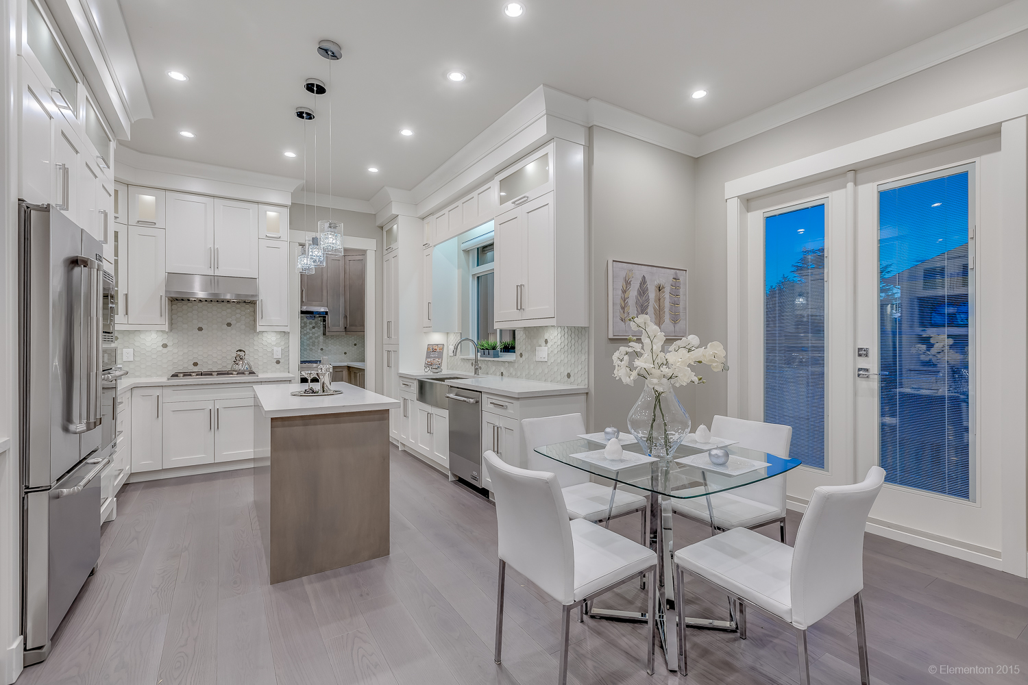 8565 10th Avenue Burnaby 14