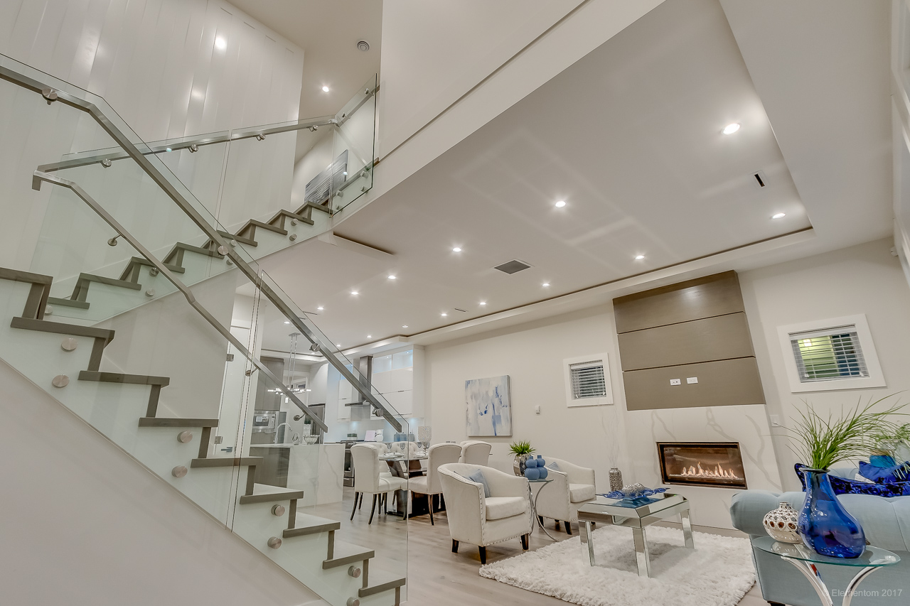 7742 DAVIES STREET BURNABY 4