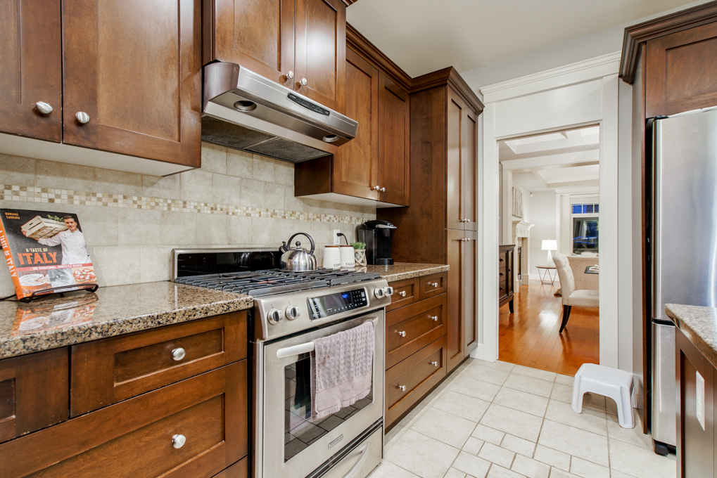 377 N Ranelagh Avenue, Burnaby 19