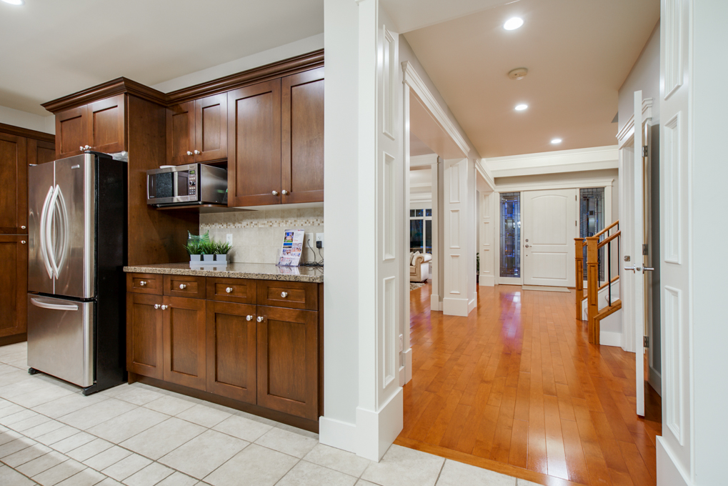 377 N Ranelagh Avenue, Burnaby 13