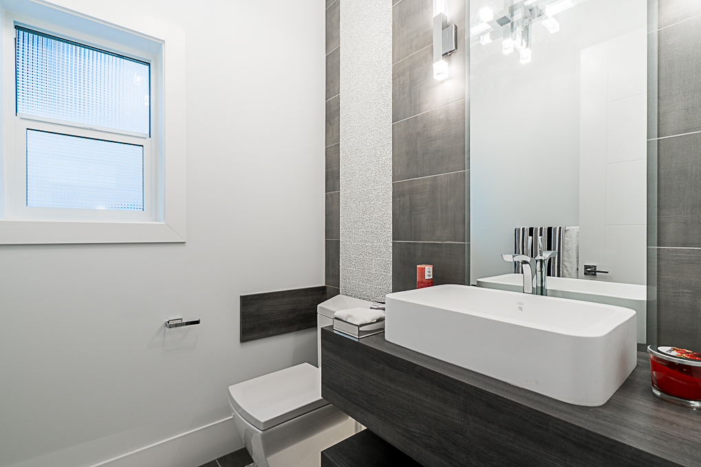 8025 16th Avenue, Burnaby 23