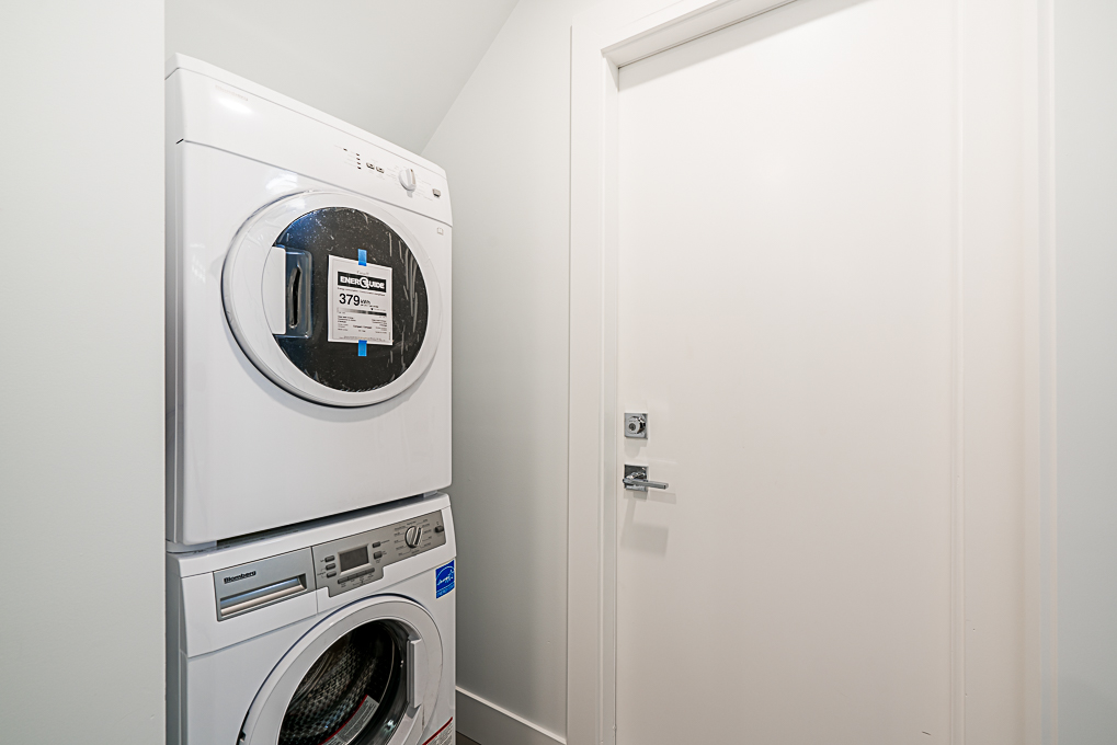 8025 16th Avenue, Burnaby 37