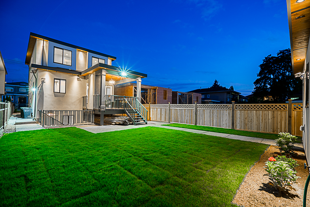 8025 16th Avenue, Burnaby 44