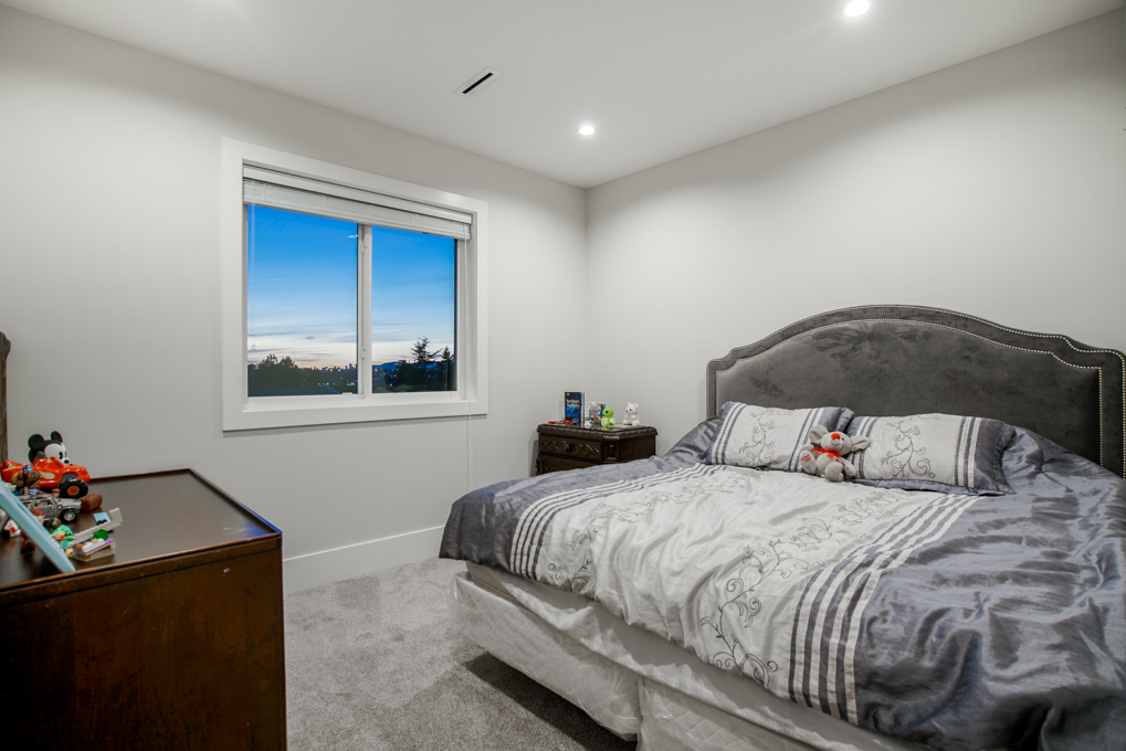 5030 HARDWICK STREET, BURNABY 35