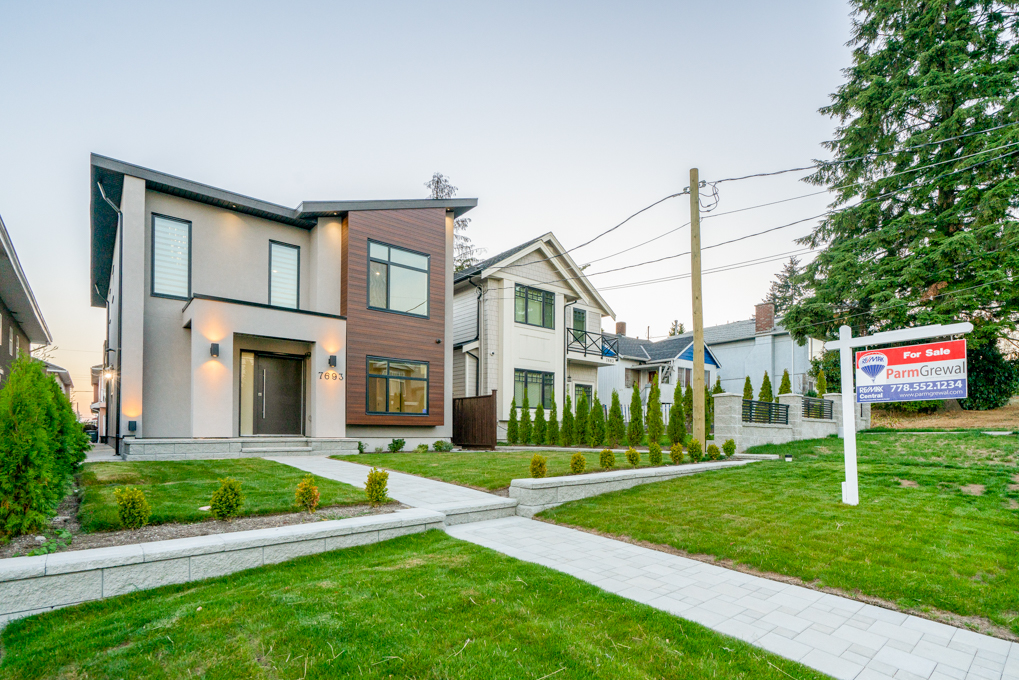 7693 BURGESS STREET, BURNABY