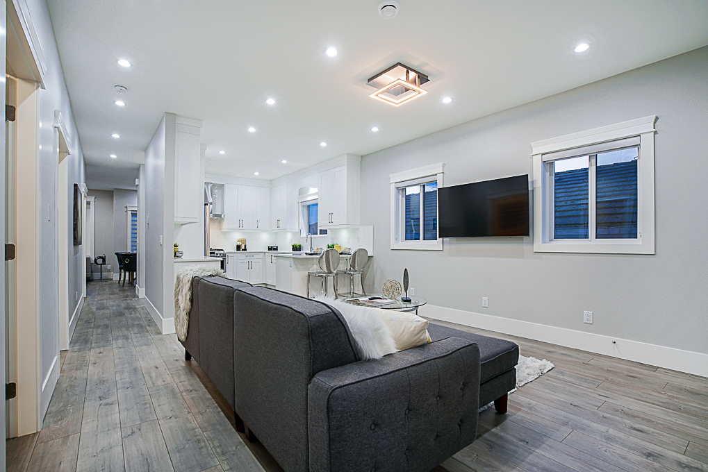 7693 BURGESS STREET, BURNABY 19