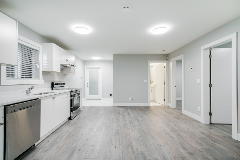 7693 BURGESS STREET, BURNABY 25