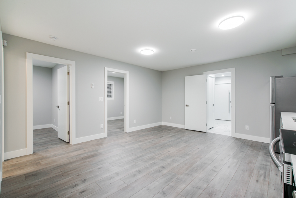 7693 BURGESS STREET, BURNABY 27