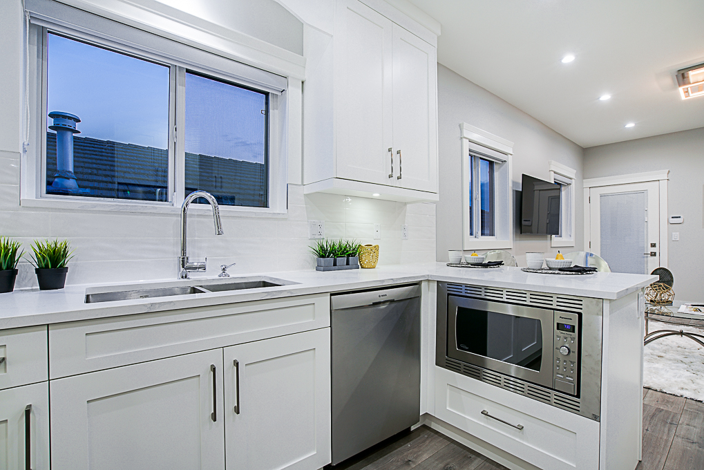 7693 BURGESS STREET, BURNABY 15