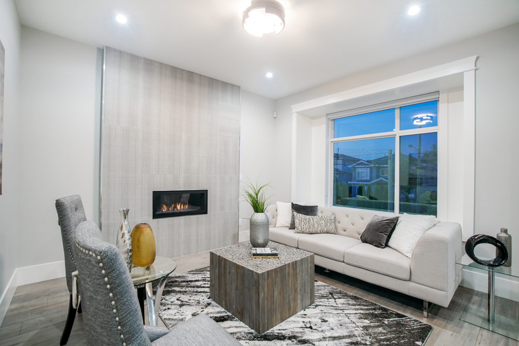 7693 BURGESS STREET, BURNABY 6