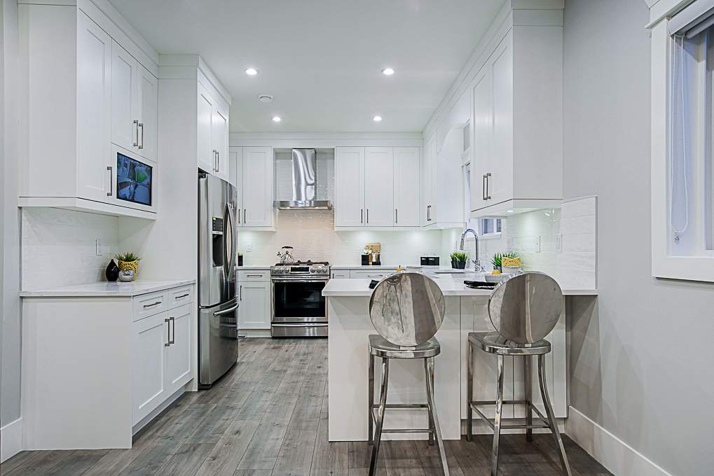 7693 BURGESS STREET, BURNABY 16