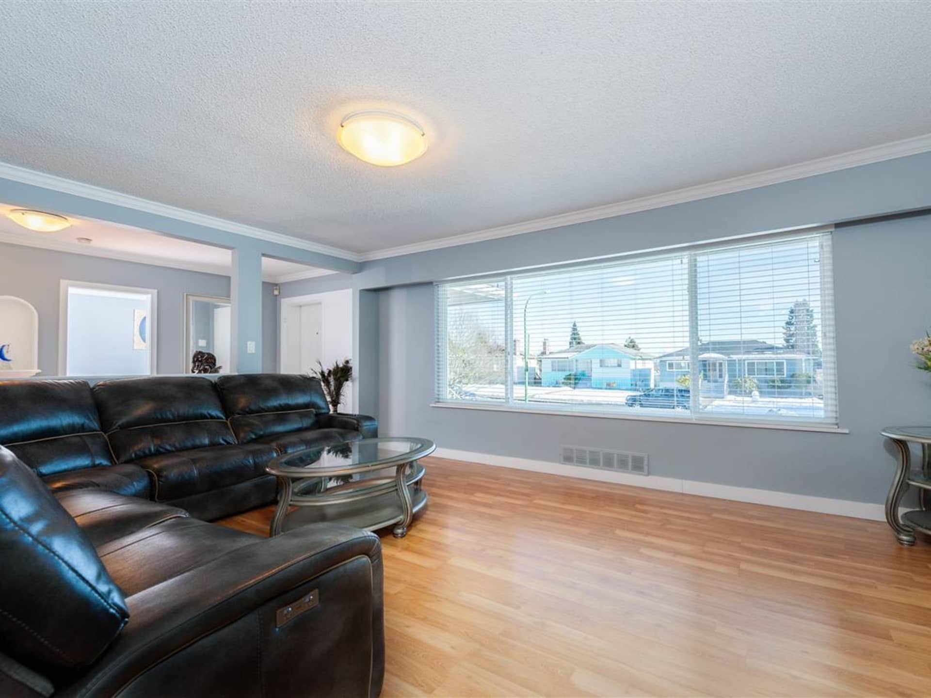 8391 11th Avenue Burnaby 3
