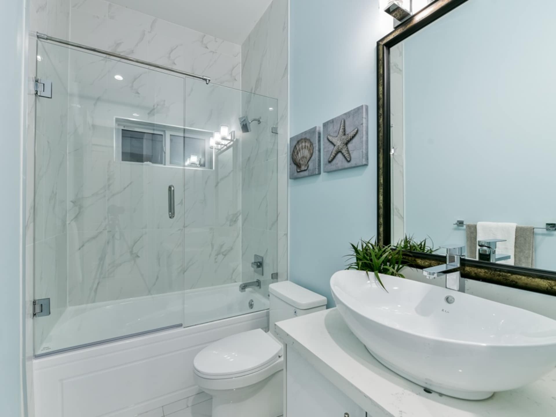 904 Alderson Avenue, Coquitlam 5