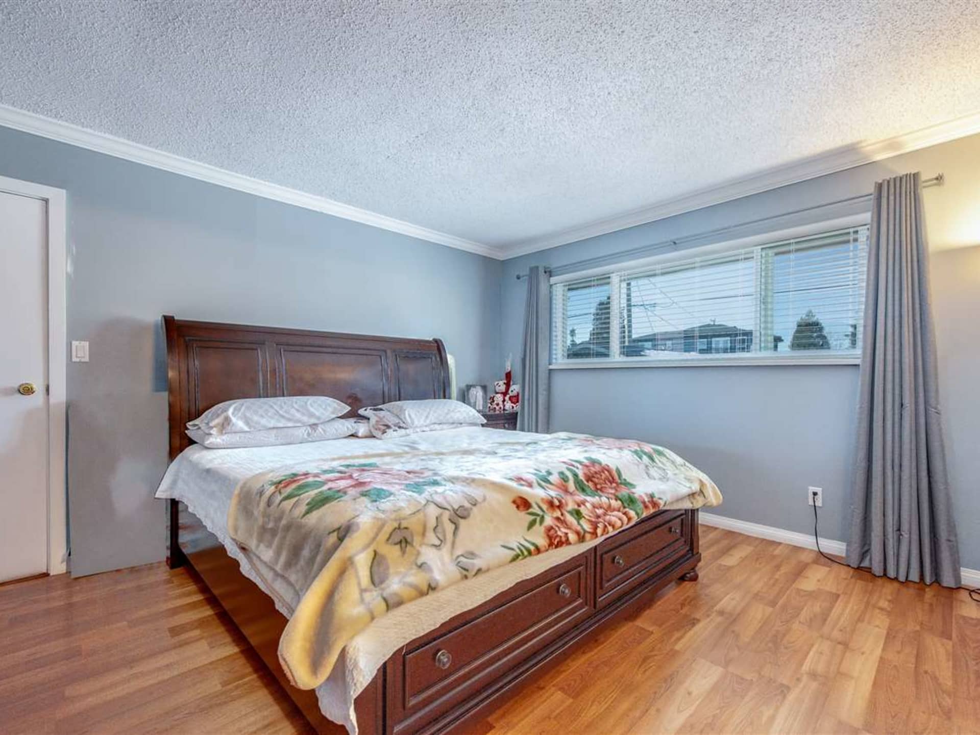 8391 11th Avenue Burnaby 7
