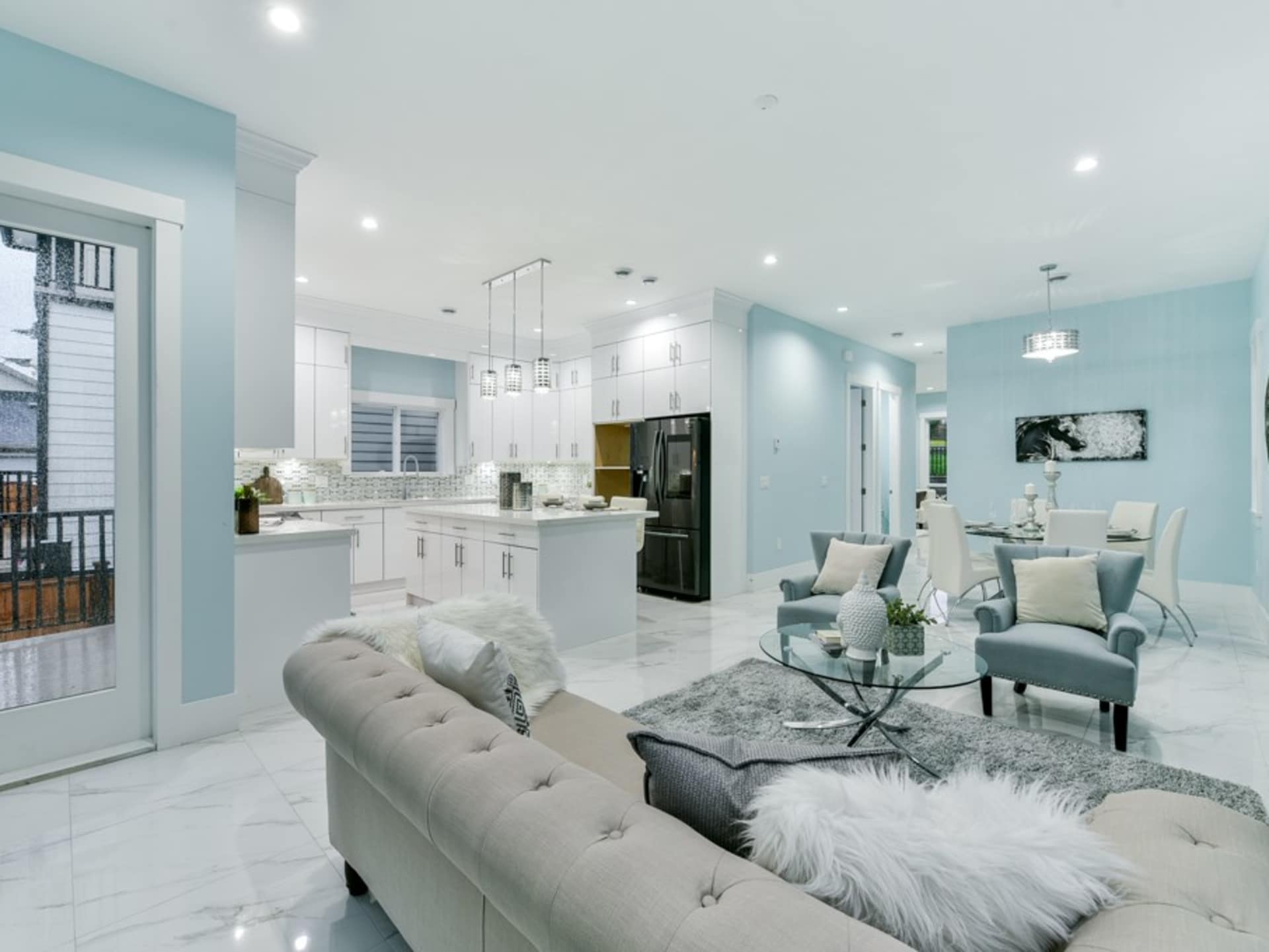 904 Alderson Avenue, Coquitlam 9