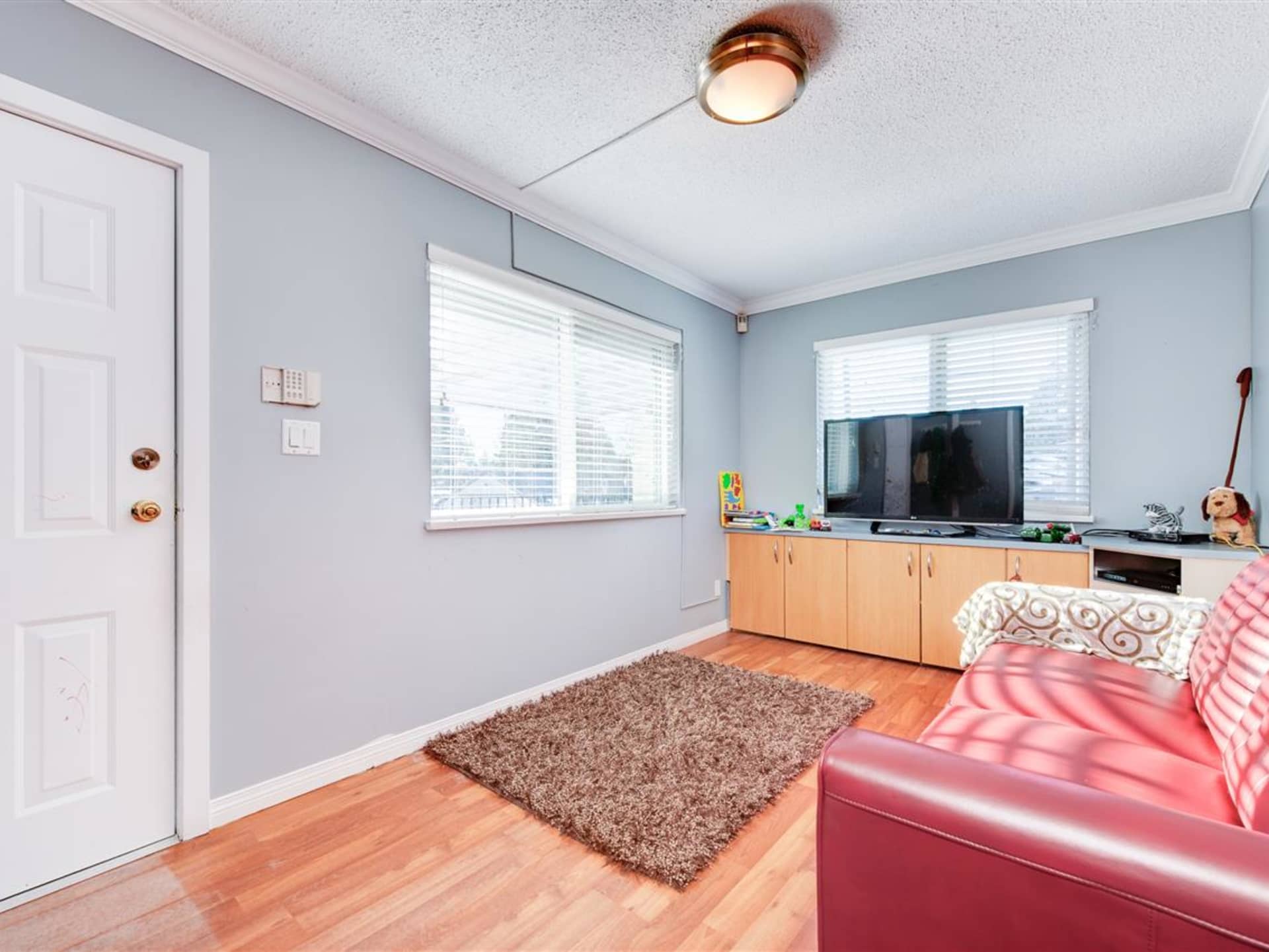 8391 11th Avenue Burnaby 9