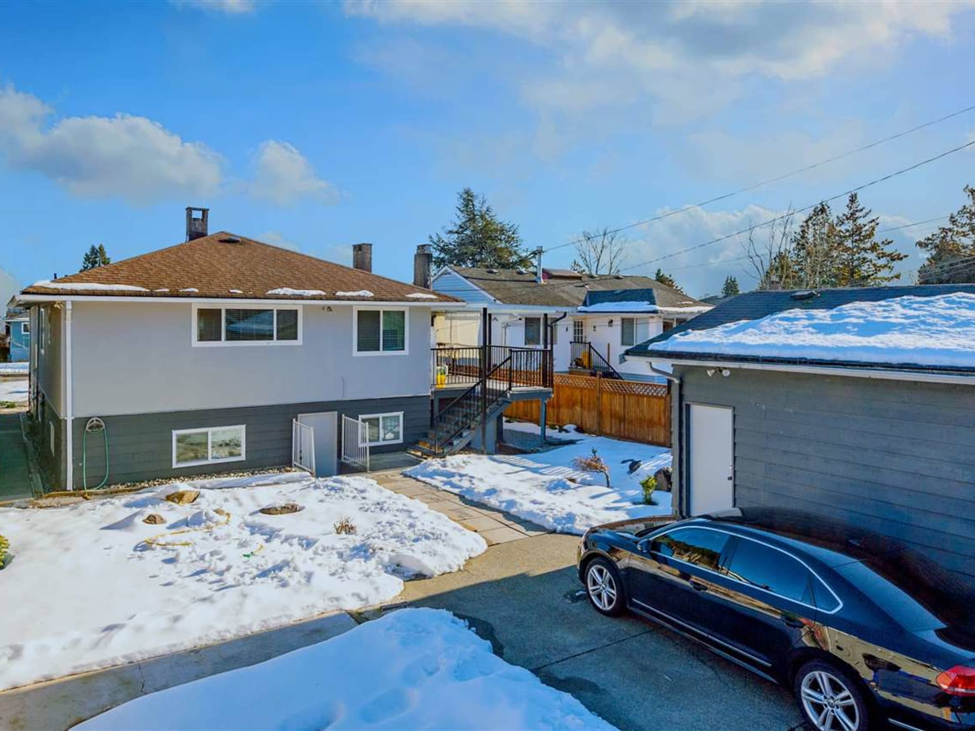 8391 11th Avenue Burnaby 18