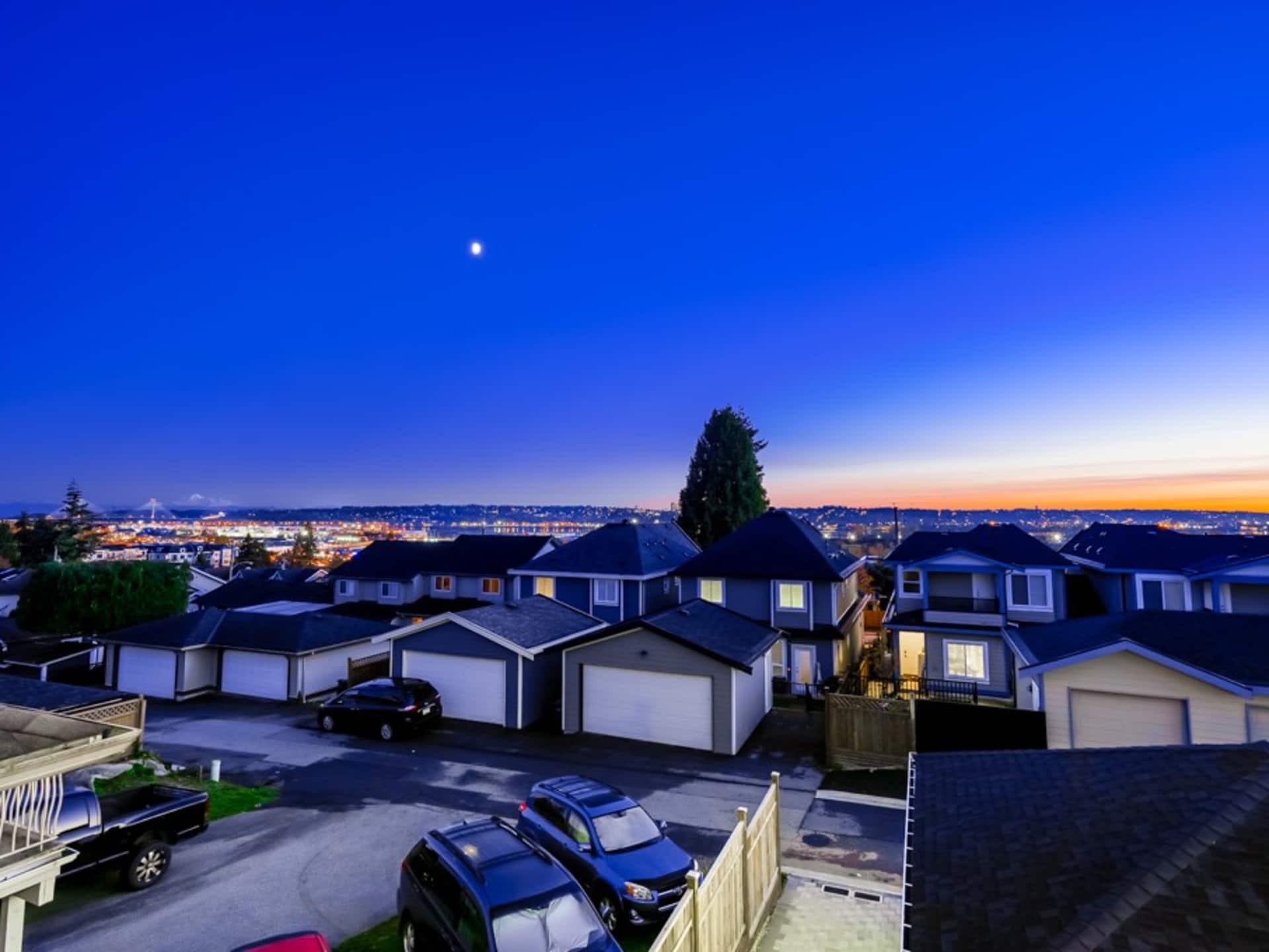 906 Alderson Avenue Coquitlam 19