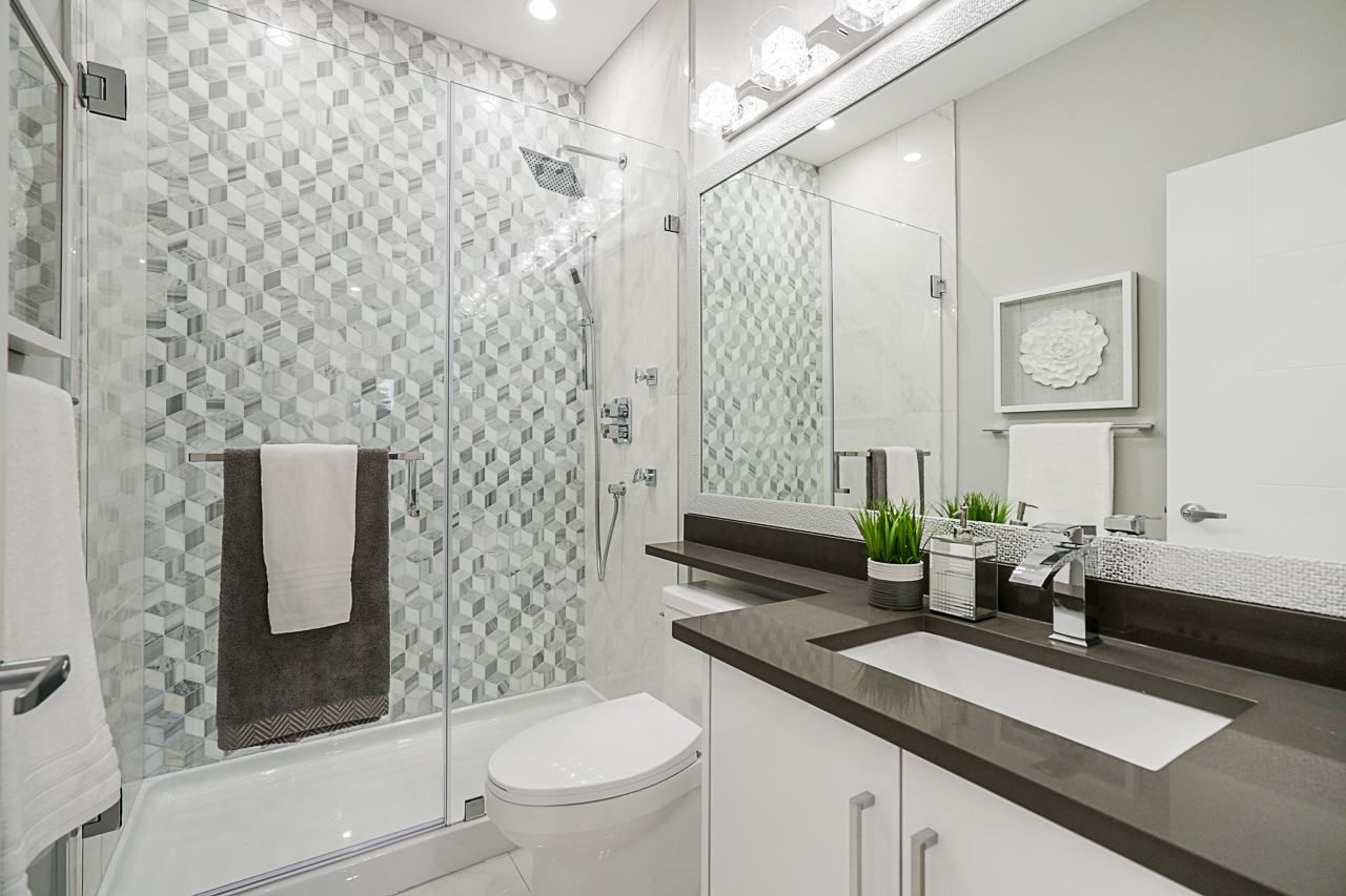 7375 11th Avenue, Burnaby 9