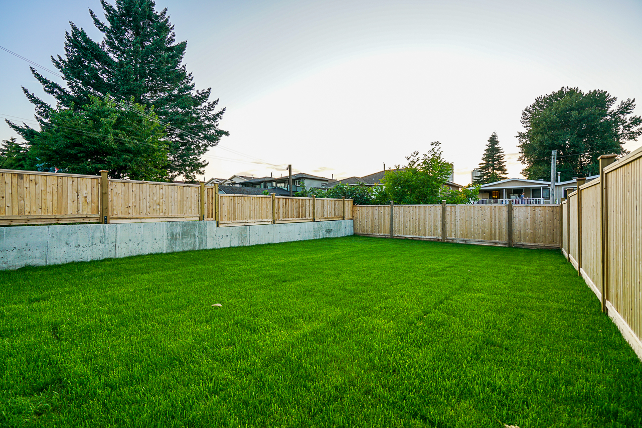 7375 11th Avenue, Burnaby 29