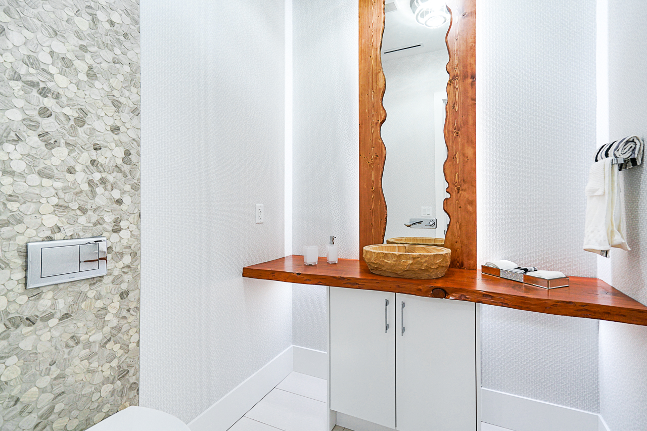8017 16th Avenue, Burnaby 11