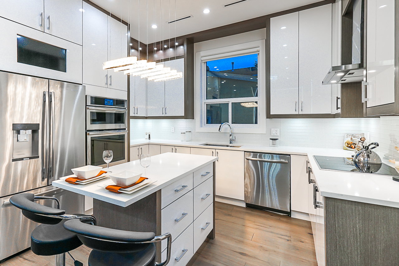 8017 16th Avenue, Burnaby 8