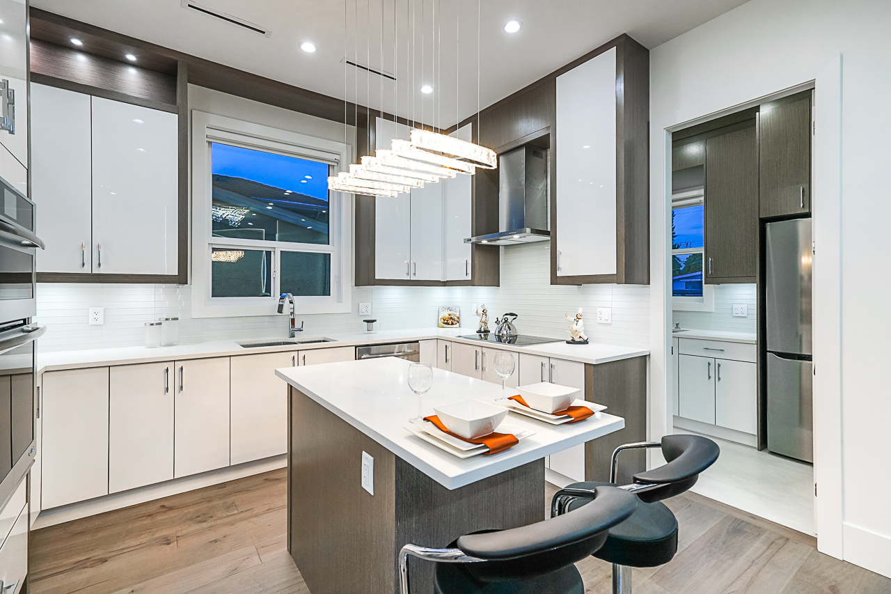 8017 16th Avenue, Burnaby 6