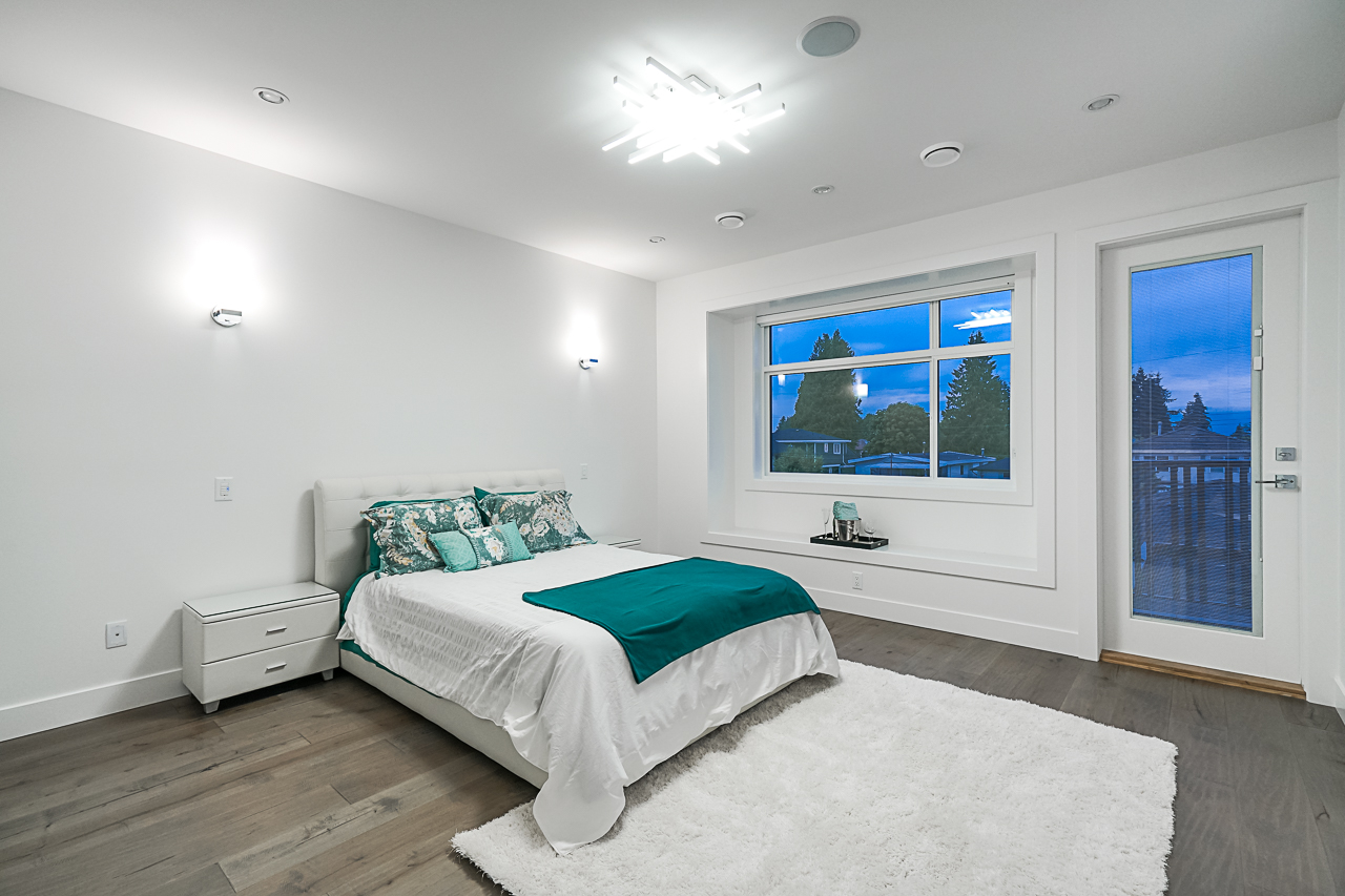 8017 16th Avenue, Burnaby 16