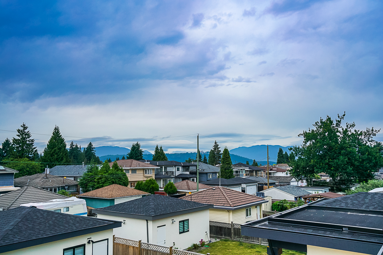 8017 16th Avenue, Burnaby 20