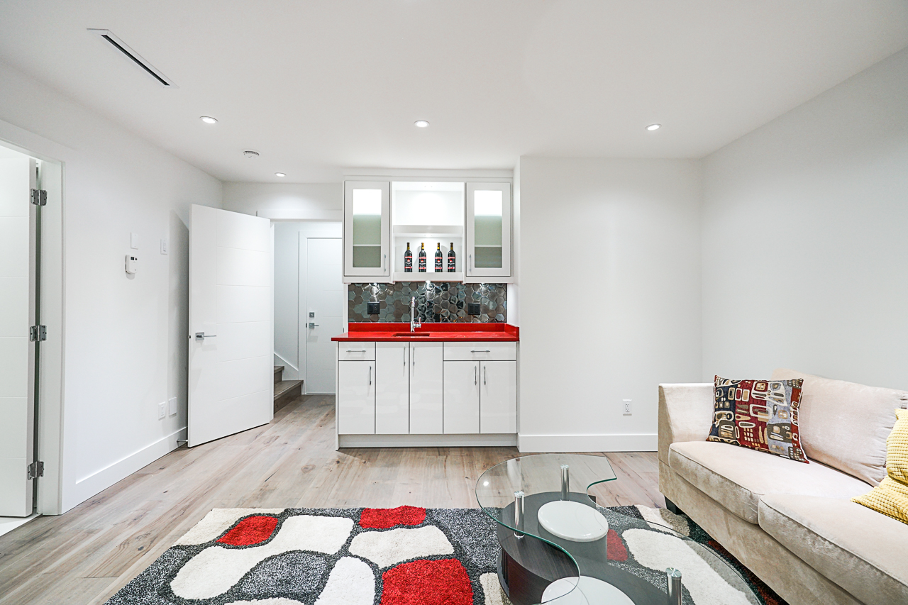 8017 16th Avenue, Burnaby 24