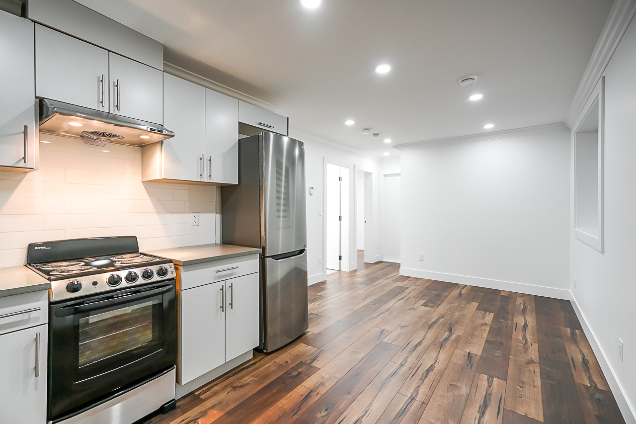 8017 16th Avenue, Burnaby 29