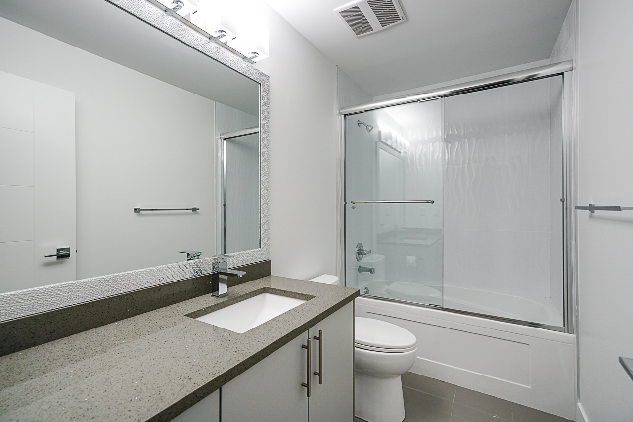 8017 16th Avenue, Burnaby 30